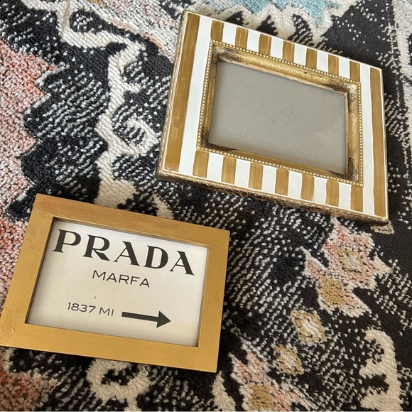 Frame Bundle - Picture 2 of 5